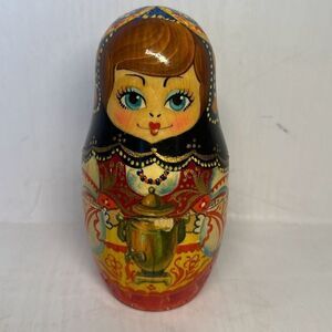 4 PC. Russian Nesting Dolls, Hand Painted Collectible Nesting Dolls